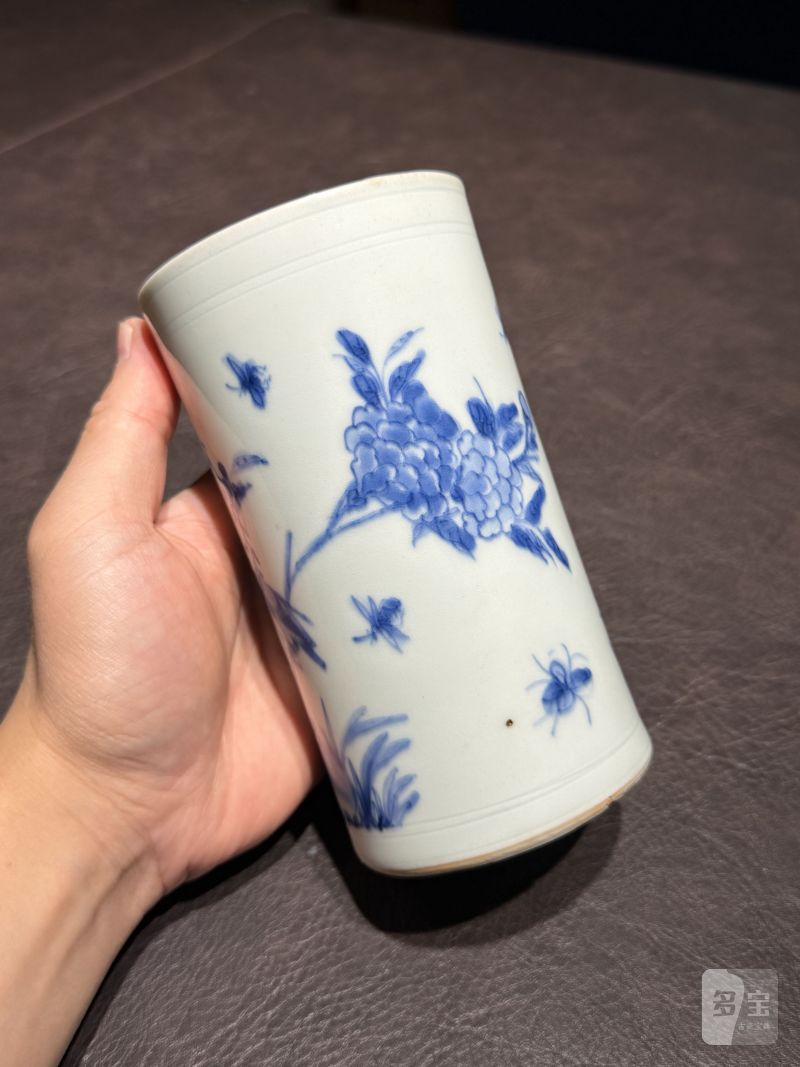 明崇祯 青花花鸟图笔筒 - 图8